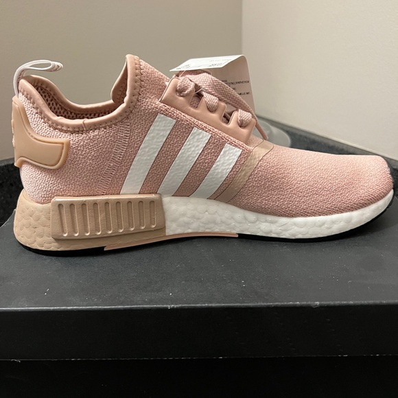 Women’s NMD R1 Adidas Shoes - Picture 3 of 4